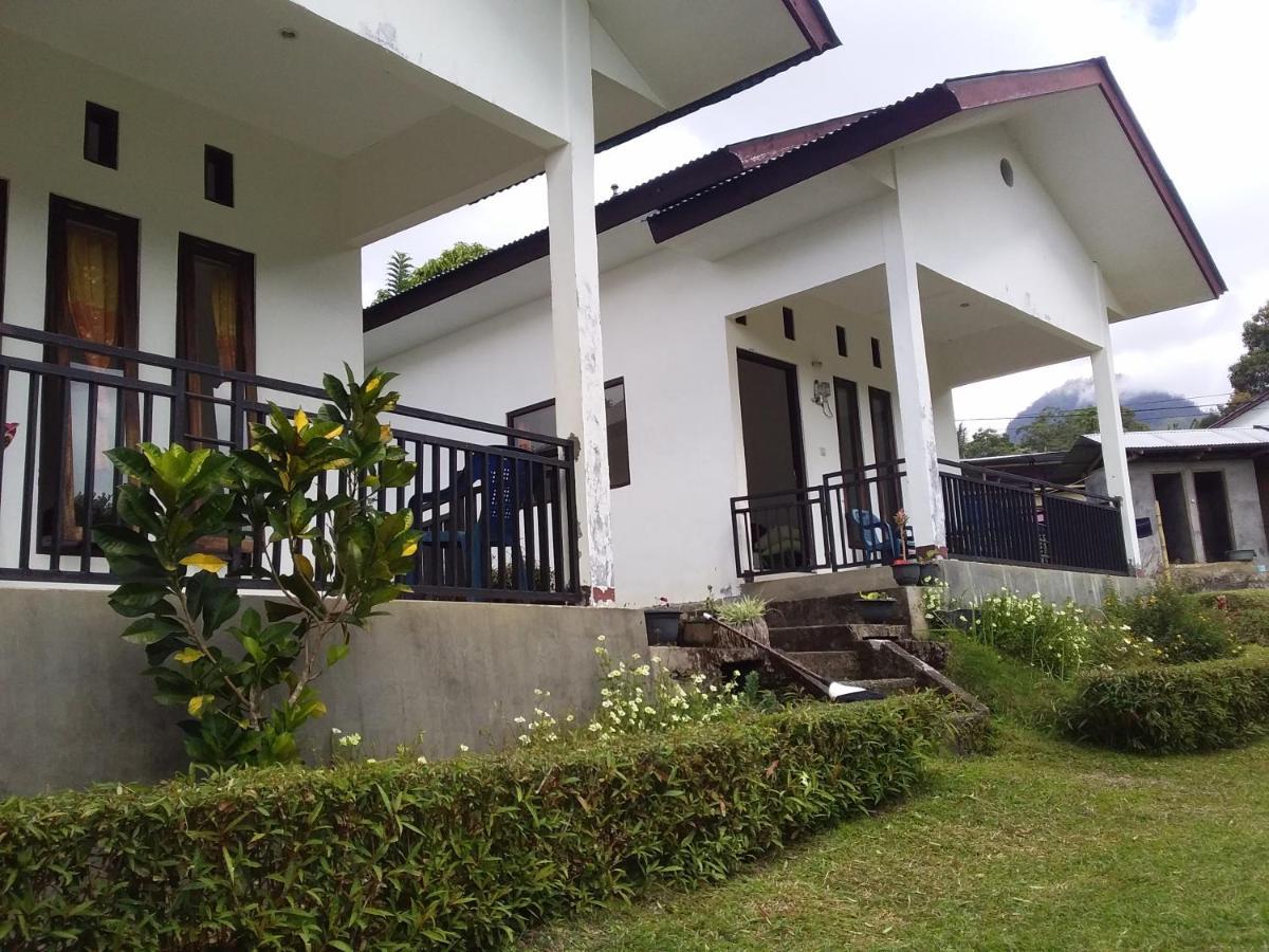 Shila Guest House Kelimutu Exterior foto
